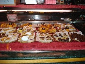 Pasticceria a Rozzano Milano " Rossini "